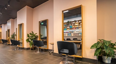 Mojka Hair (York Street QVB)