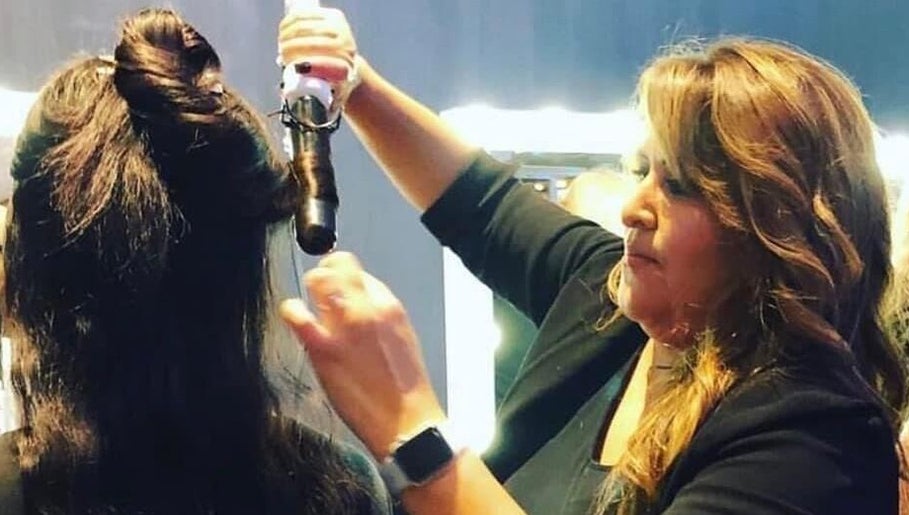 Yeni'S HAIR STUDIO image 1