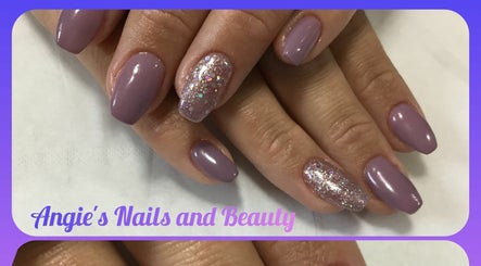 Angie's Nails and Beauty imaginea 3