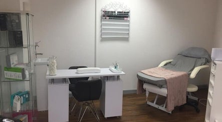 Peaches Beauty Salon