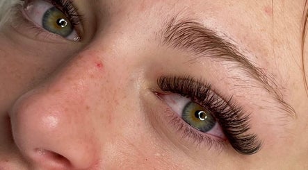 Forbidden Beauty image 3
