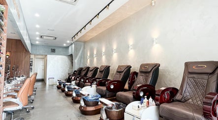 Fancy Nails Salon