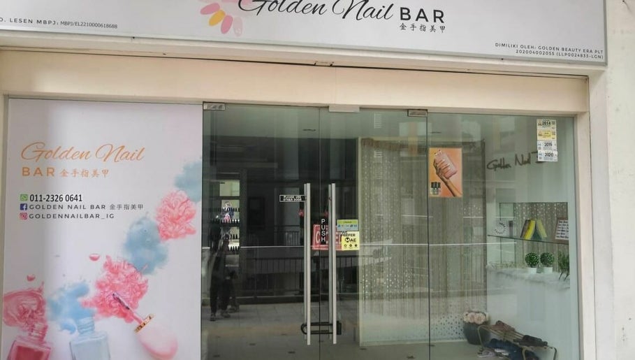 Golden Beauty Nail Bar, bilde 1