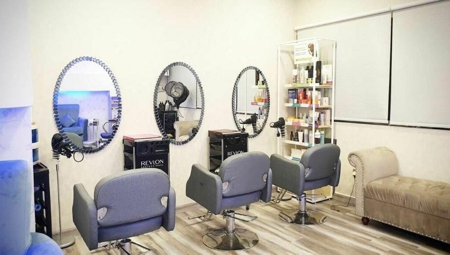 Cello Ladies Beauty Center image 1