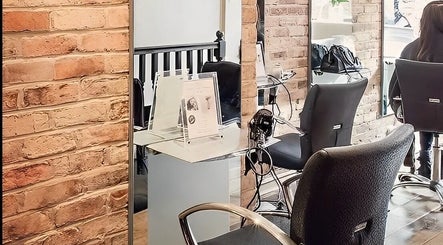 Hiro Shimamoto (Glo Salon) image 2
