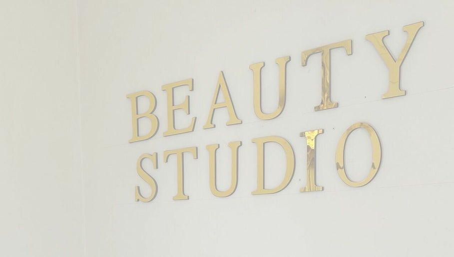 Beauty Studio Mcr image 1