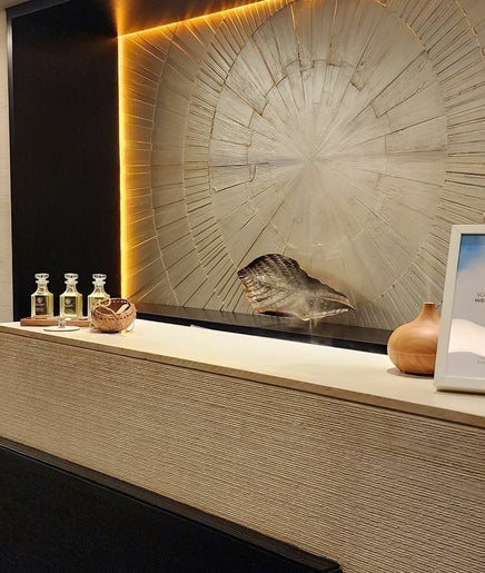 Wellbeings Holistic Healing, Pullman Dubai Downtown Hotel, bilde 2