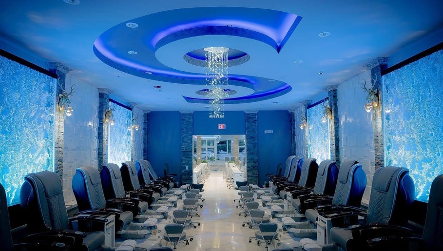 LT Nails Lounge imej 1
