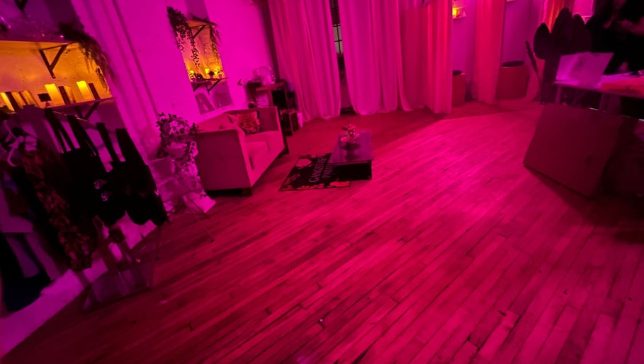 Eden and Eve Aesthetics image 1