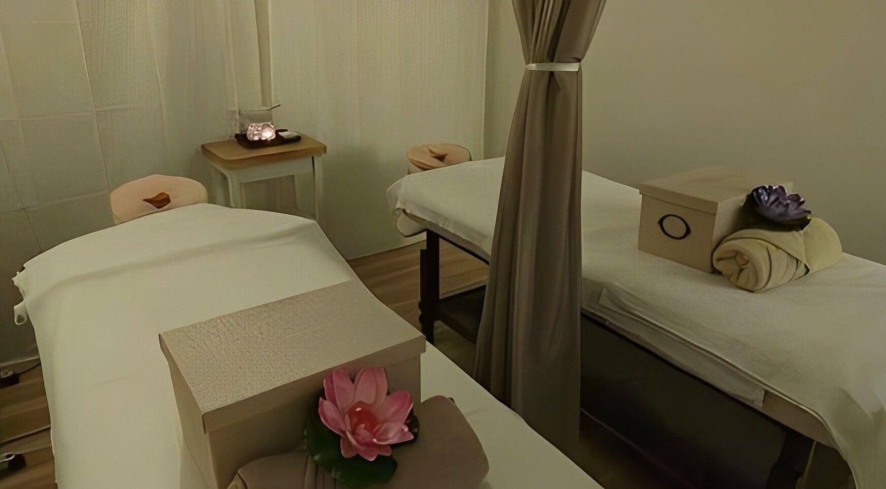 Luxurious massage beds at Uni Massage Day Spa, Melbourne, Victoria, AU showcasing a calm relaxing ambiance.