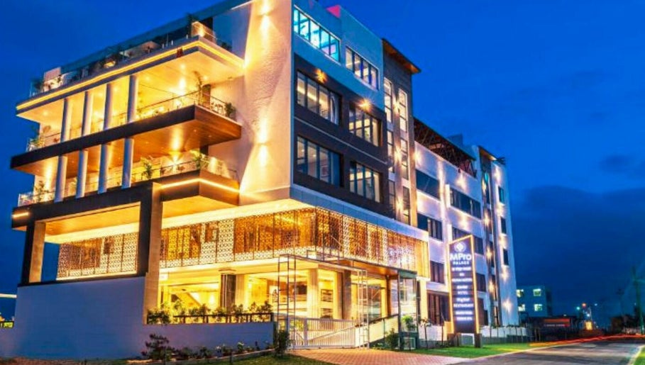 Mpro Hotel image 1