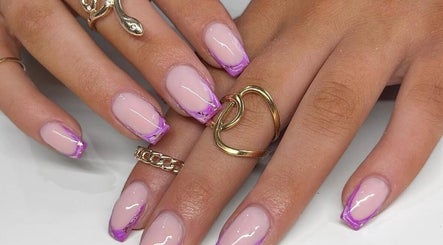 Liv’s Nails