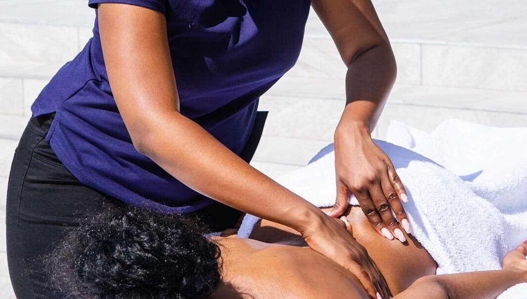 Relaxing back massage at Emihle Wellness & Mobile Spa, Berea, Kwazulu-natal, ZA, promoting wellness and relaxation.