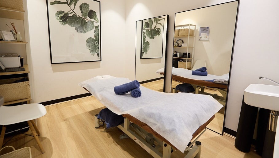 Relaxing massage room at Zen Japanese Massage - North Shore Health Hub, St Leonards, New South Wales, AU.