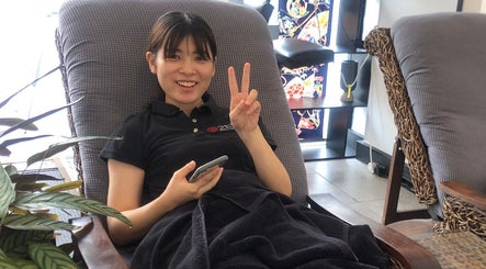 Guest enjoying relaxation at Zen Japanese Massage - Wollongong, New South Wales, AU.
