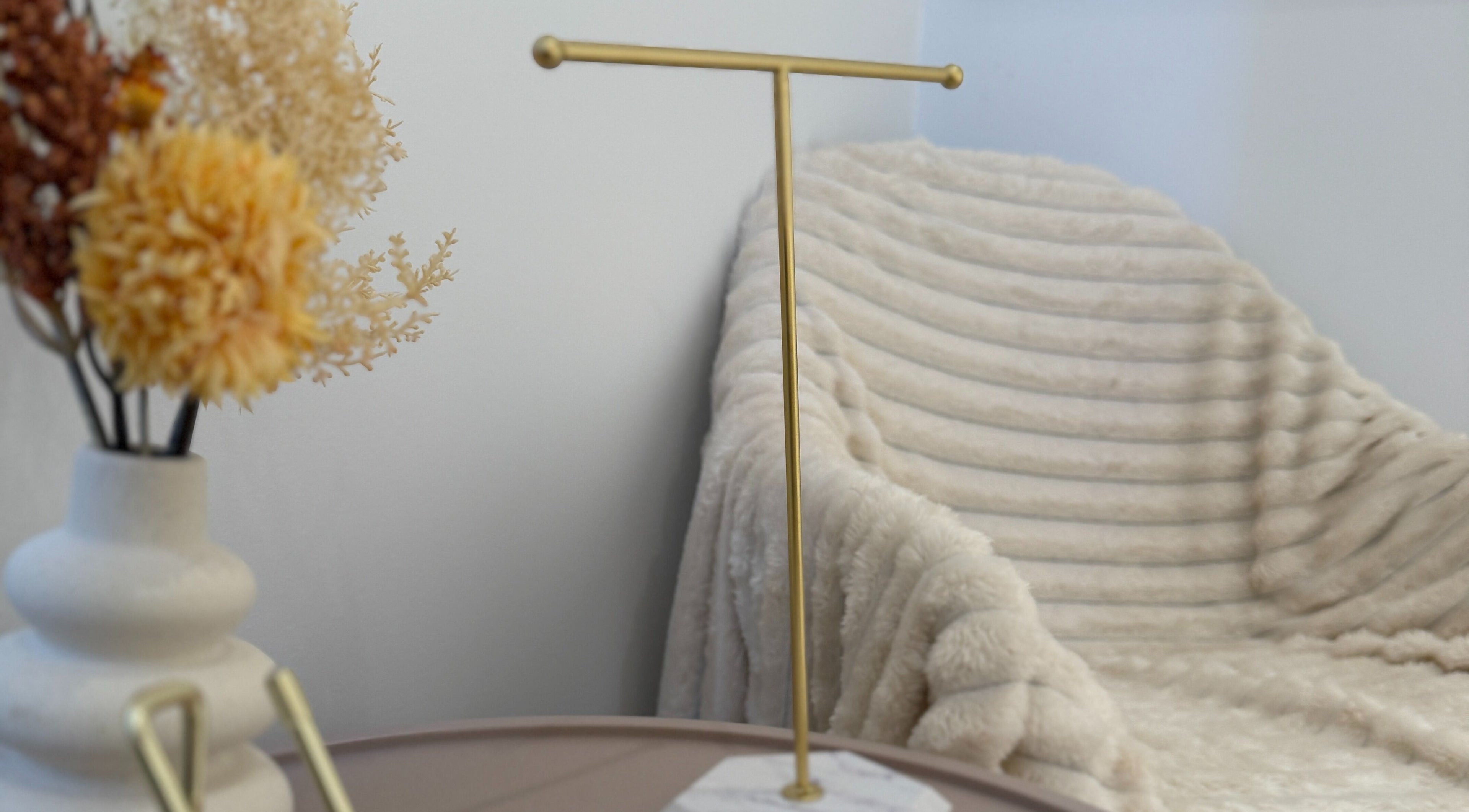 Cozy seating and dried florals at Zen Japanese Massage Platinum - Bondi Junction, New South Wales, AU.