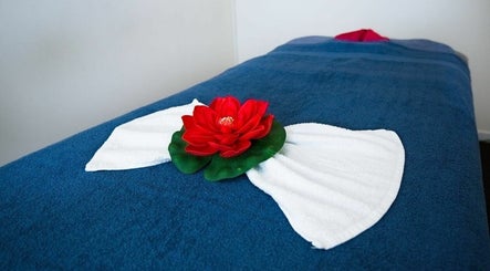 Red Lotus Massage - Cheltenham