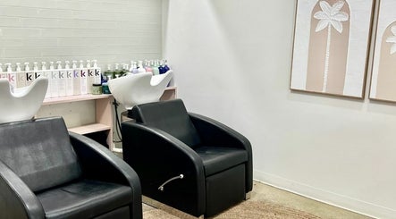 hình ảnh 2 của Bhãva Salon