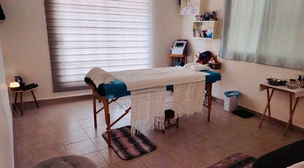 Sala de masajes en Clinic Spa by Diana Zamorano, Boca del Río, Veracruz, MX. Ambiente relajante y sereno.