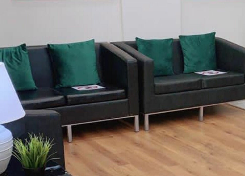 Comfortable seating area at Senyourah Salon Al Routha, Riyadh, Riyadh Province, SA.
