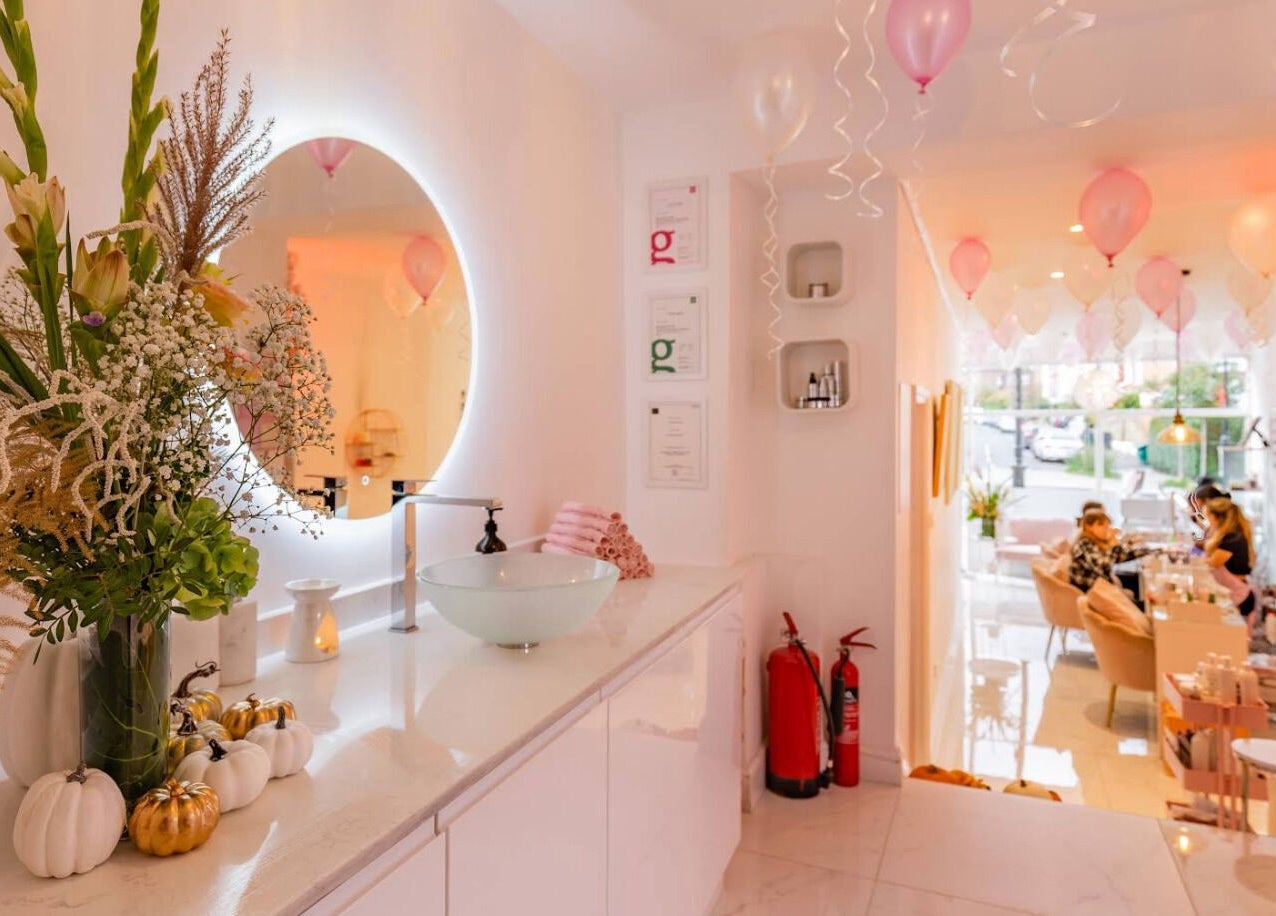 Elegant interior of Sugar Cane Salon in London, England, GB with unique decor and stylish ambiance.