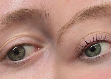 Before and after lash enhancement at Adore Beauty And Wellness, Hawthorne, Queensland, AU.