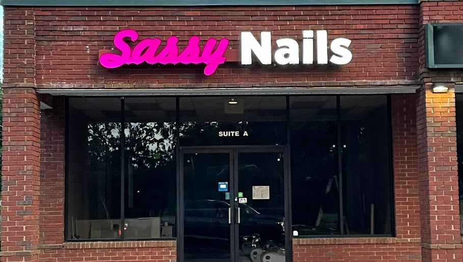 Sassy Nails slika 1