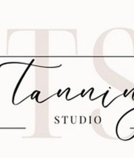 Tanning Studios billede 2