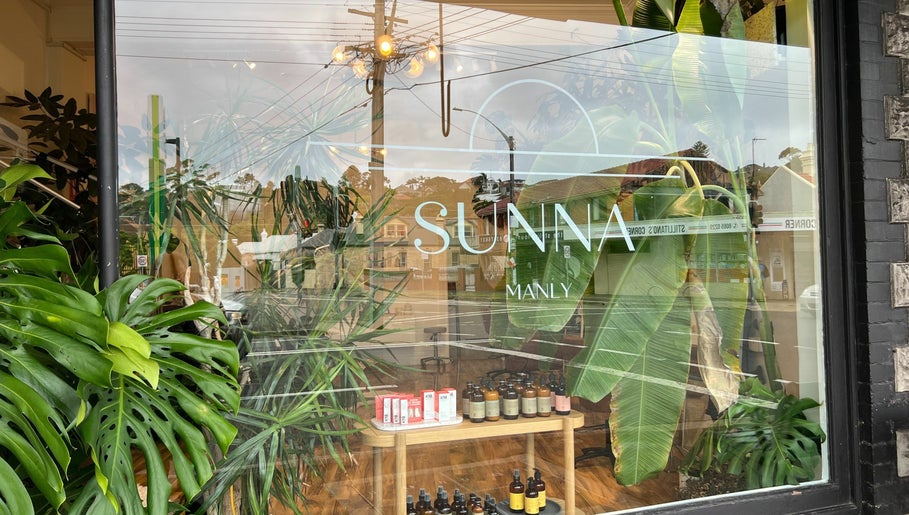 Sunna Manly image 1