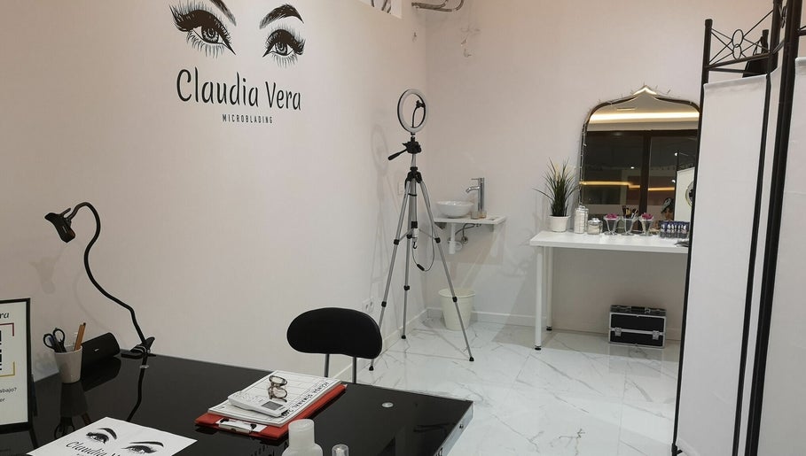 Claudia Vera - Microblading, Micropigmentacion & Beauty صورة 1