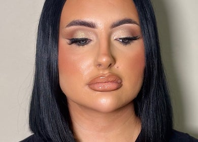 Elegant makeup by Kiera Auld Makeup Artist, Newcastle upon Tyne, England, GB showcasing shimmering eye makeup.