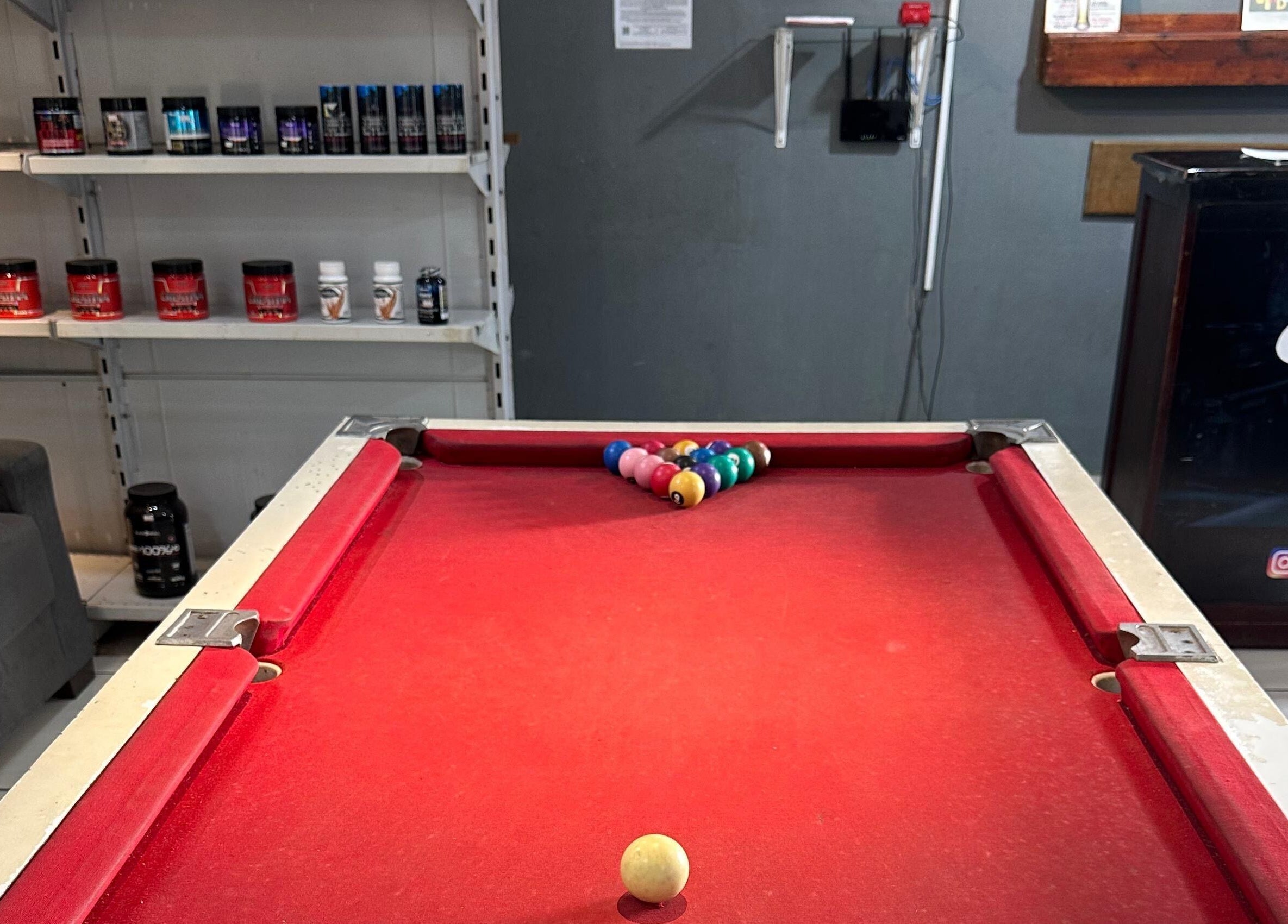 Mesa de bilhar vibrante no Jhon Barber Shop unidade 1. Jardim Paulista, Tocantins, Tocantins, BR.