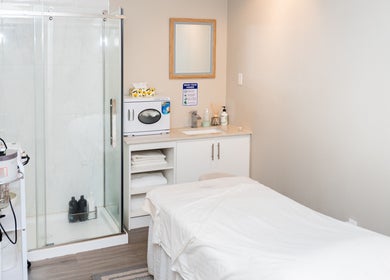 Relaxing treatment room at Oakspa Wellness Inc., Markham, Ontario, CA with clean, minimalist design.
