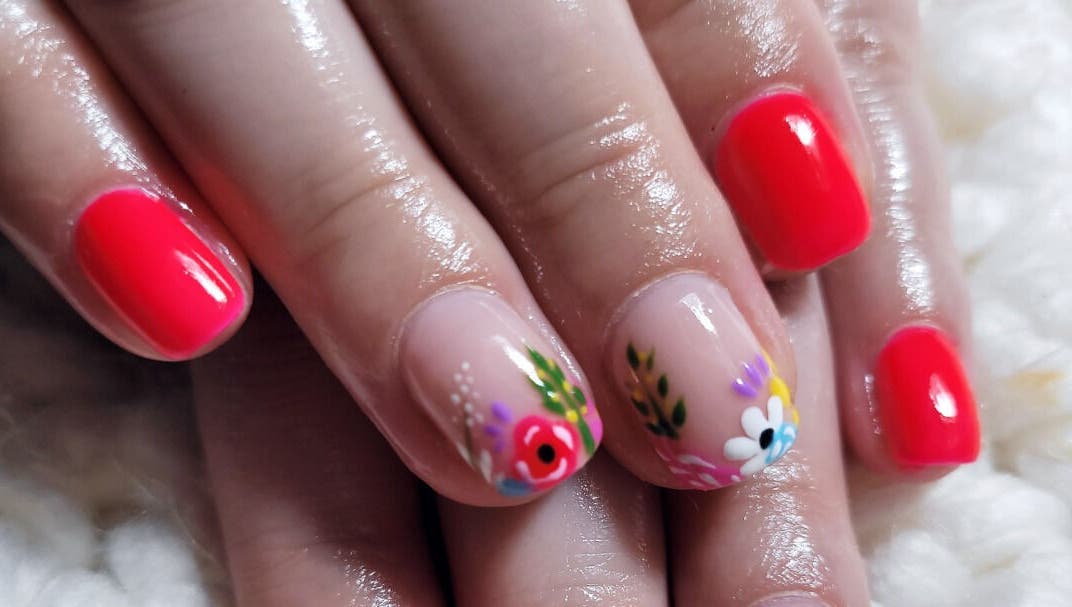 Vibrant floral nail art at Bella Nova Nail Studio, Letsitele, Limpopo, ZA showcasing professional design.