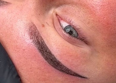 Close-up of defined eyebrows crafted at Sian Carrie Studio, Chelmsford, England, GB.