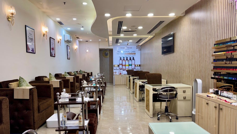 The Mani Pedi Spa - Sohna Road – obraz 1