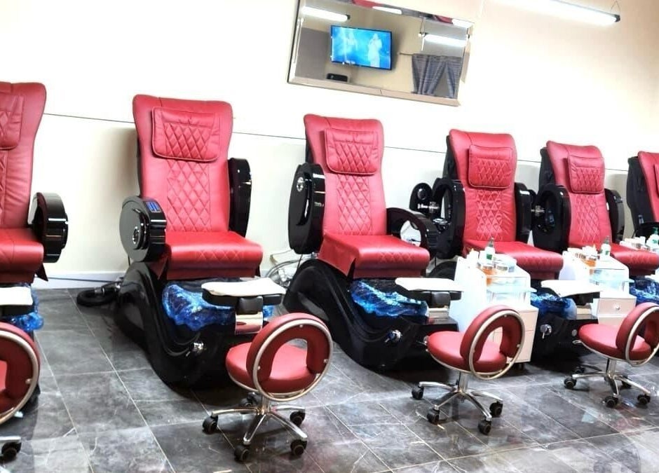 Luxurious pedicure chairs at Solitude Nails Salon in Saskatoon, Saskatchewan, CA enhancing relaxation.