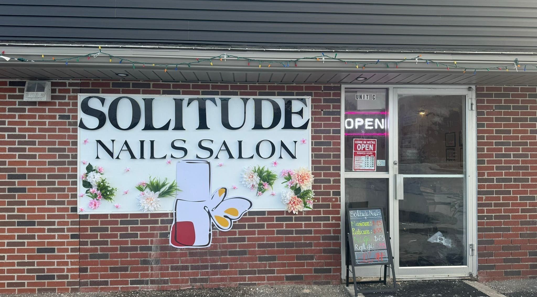 Front entrance of Solitude Spa Rothesay, a serene beauty venue in Rothesay, New Brunswick, CA.
