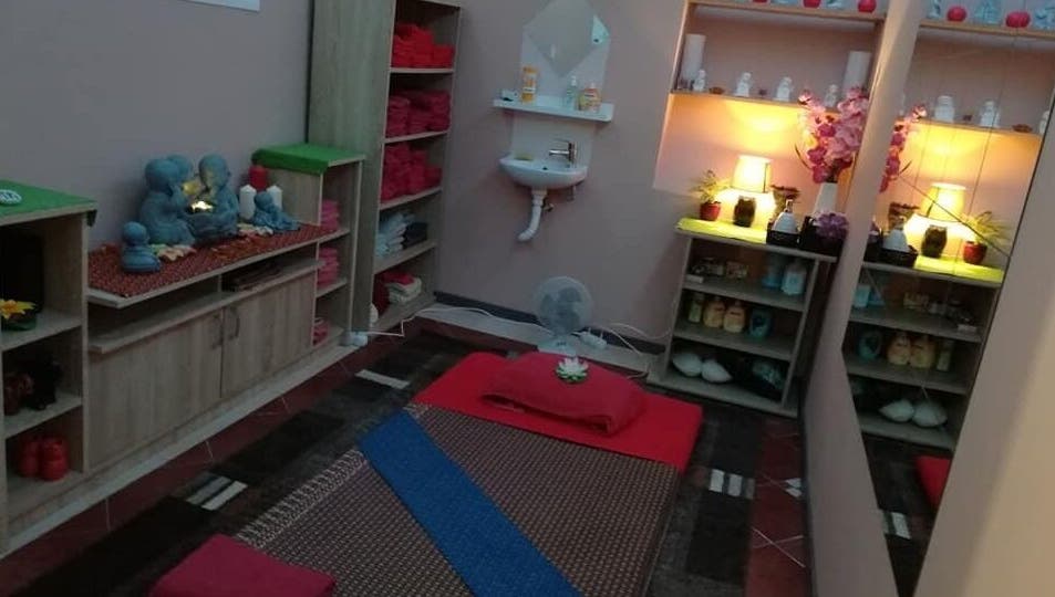 Hangulatos masszázsszoba a Smile Thai Masszázsszalonban, Budapest, Magyar, HU.