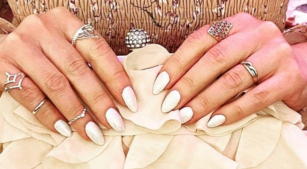 Forever Nice Nails afbeelding 2