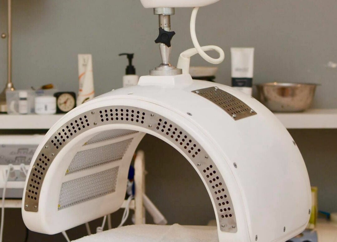 Advanced LED therapy device at Dynamic Skin Services, Crawley, Western Australia, AU.