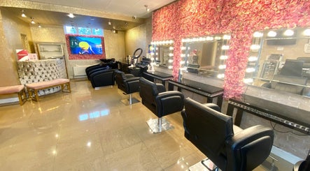 Glam Master Salon & Spa