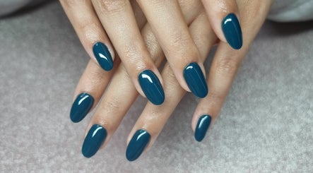 Fede Nails (No New Clients) image 3