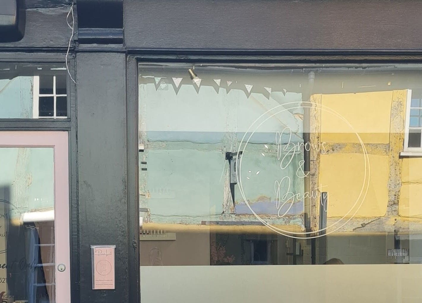 Exterior of Glow & Co. | Brows And Beauty in Wallingford, England, GB with elegant storefront.