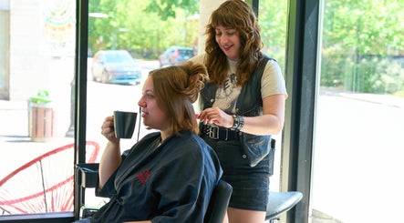 Au Barbershop Coiffure image 3