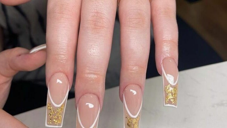 Immagine 1, Famous Nails