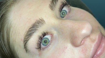 Precision Lashes image 3