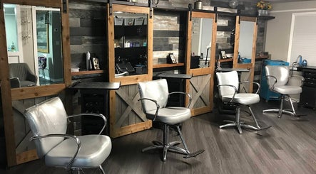Kat’s Hair Studio - Palm Harbor