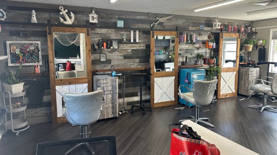 Kat’s Hair Studio - Palm Harbor