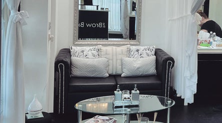 The Brow Bar Bulimba image 3